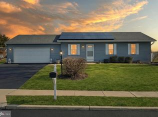 2508 Manor Rd, York, PA 17408