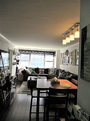 3rd image of 330 E 49th St APT 5A
