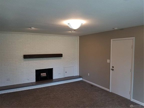 5th image of 521 Sheets St