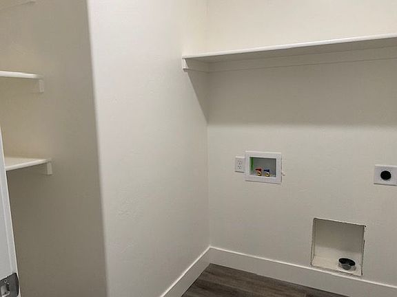 4th image of 3729 Ventura Ave