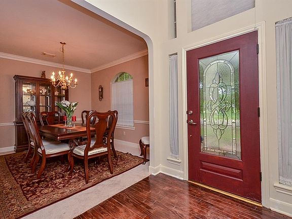 2nd image of 3231 Waters Way Dr
