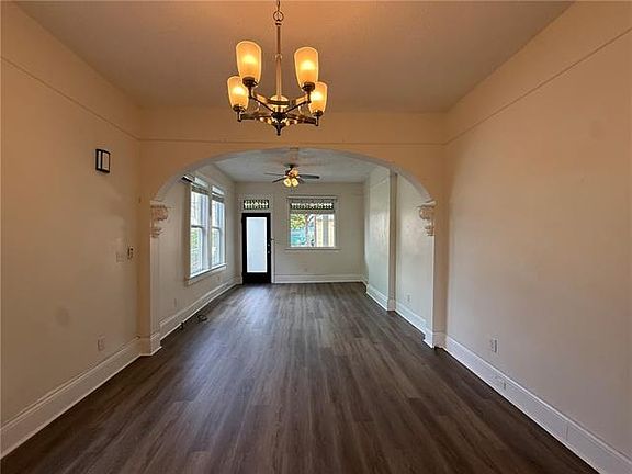 5th image of 2310 Jena St