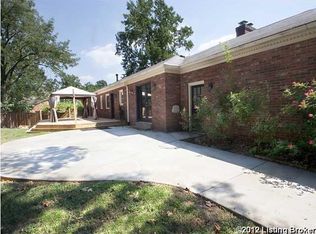 3313 Springcrest Dr, Spring Valley, KY 40241