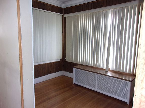 4th image of 1215 S 17th Ave