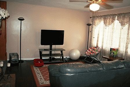 3rd image of 163 Fairground Ave