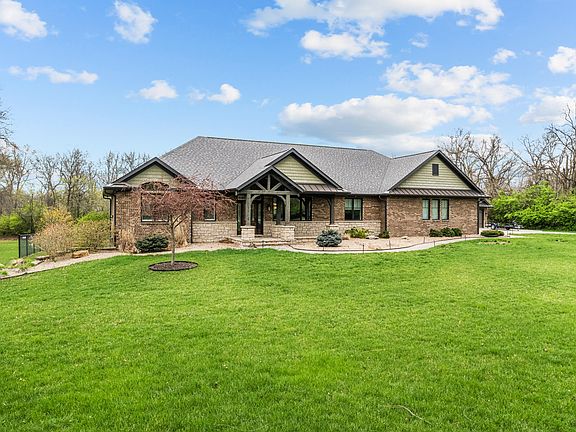 3rd image of 22824 Audrain Rd #814