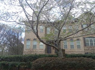 930 Telfair Close, Sandy Springs, GA 30350