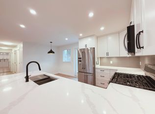 1967 Dorset Ave, Pt Coquitlam, BC V3B 2A6