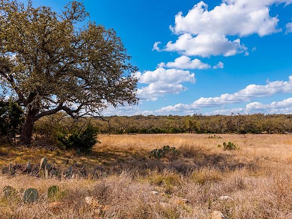 5th image of 22 Mountain Home Rd W