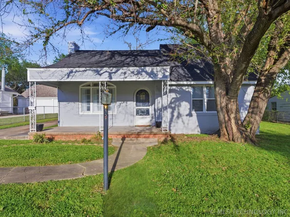 1229 S Braden Ave, Tulsa, OK 74112