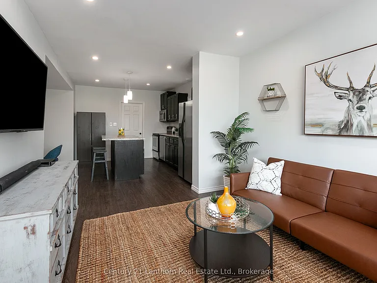 104 Creswell Dr — Photo 4