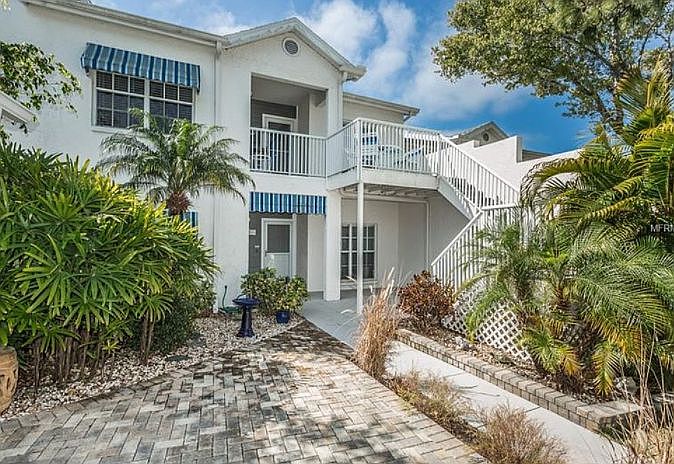  1st Floor Condo Near Beach