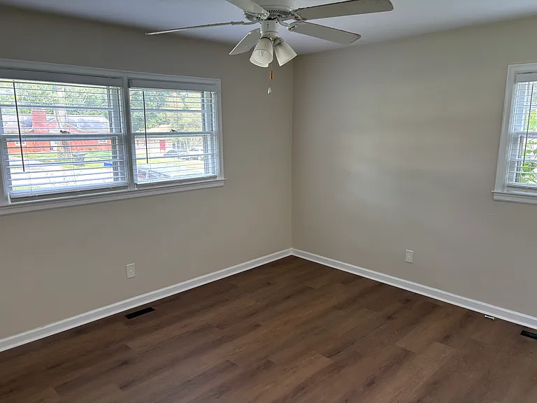 212 Zandale Dr — Photo 26