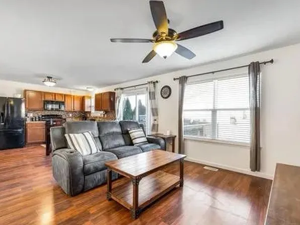2109 Maple Glen Ct, Saint Peters, MO 63376