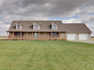 15824 N 2600 East Rd, Saunemin, IL 61769