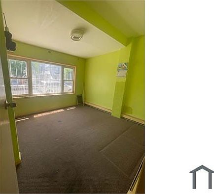 3rd image of 10025 93rd Ave #1