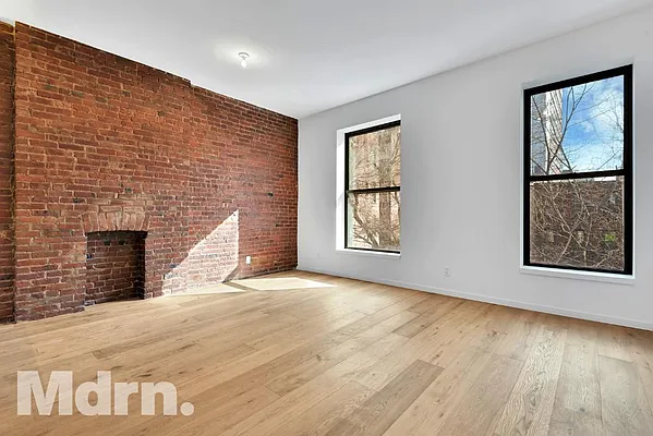 Rented by Mdrn Residential | media 11