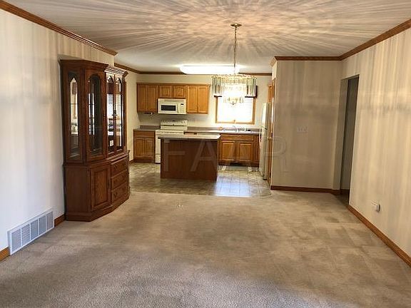 3rd image of 2530 Pembrooke Dr