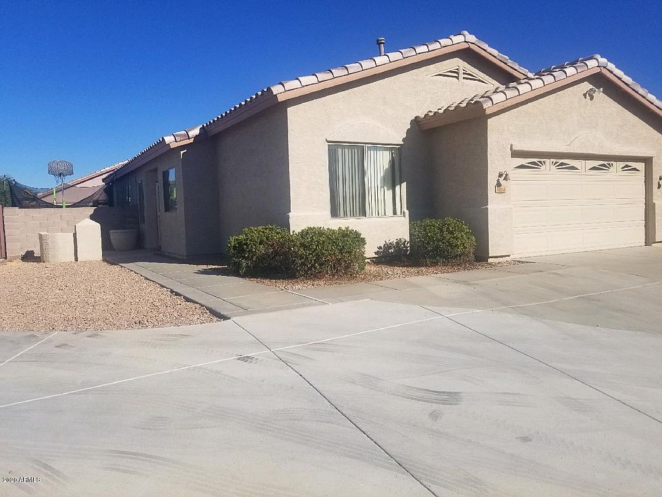 1st image of 9014 W Paradise Ln