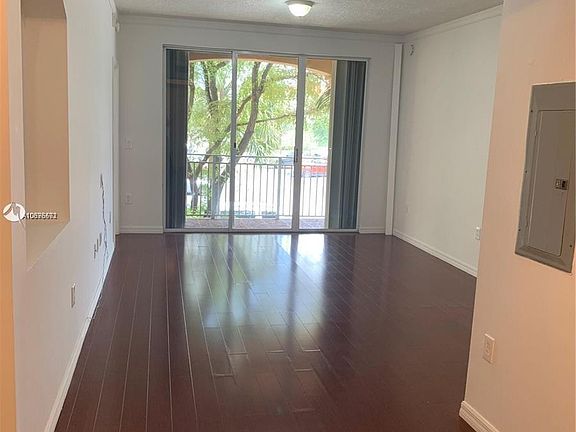 3rd image of 6380 NW 114th Ave APT 322