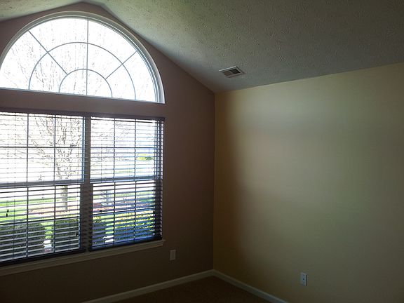 5th image of 6107 Crystal View Dr
