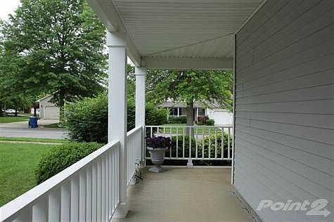 4th image of 3988 Westbrook Dr