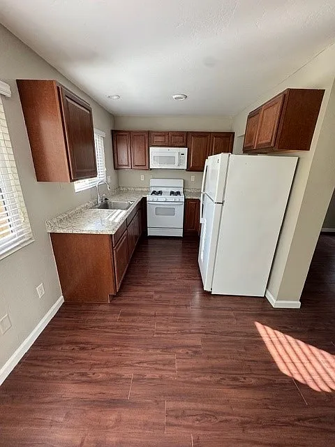 1 bed, 702 sqft, $1,795 — Photo 3