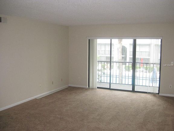 2nd image of 1627 S Pine Ridge Cir #1627