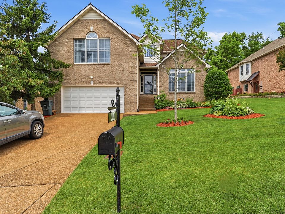 1st image of 409 Roma Ct