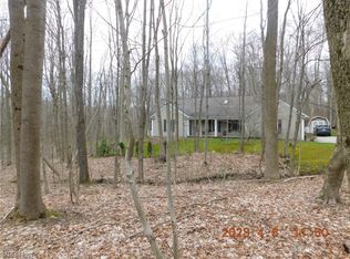 10930 Burlington Ridge Dr, Chardon, OH 44024