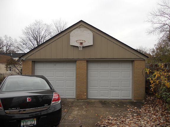 3rd image of 2638 Blaine Ave SE