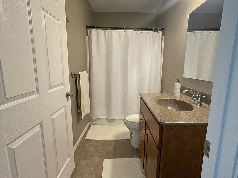 920 Center Pl #922 — Photo 14
