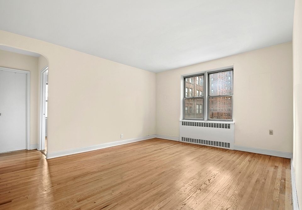 1st image of 322 E 63rd St #6D