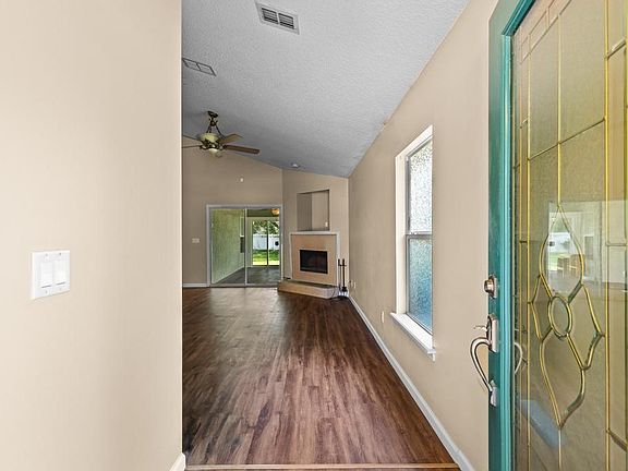 4th image of 1376 Bitterberry Dr