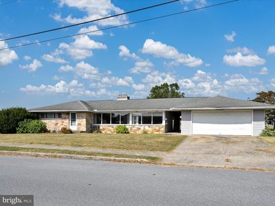 501 W Oak St, Palmyra, PA, 17078