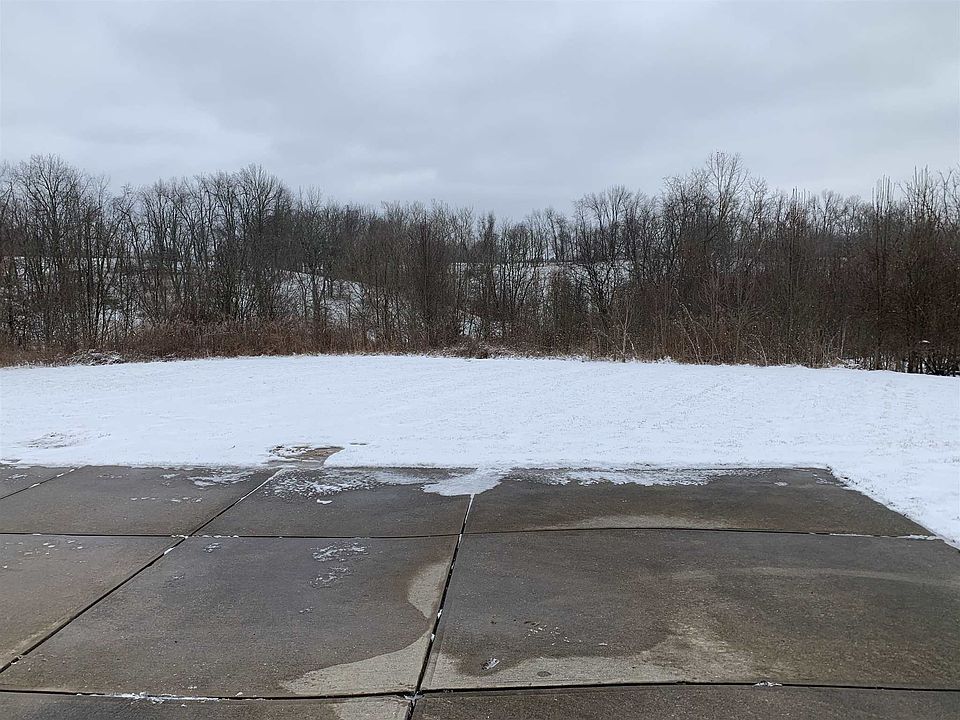 2nd image of 8452 Moonstone Ct