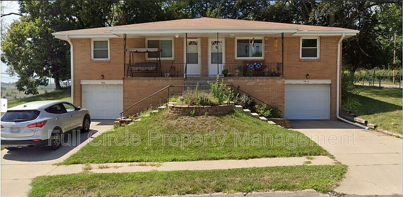 1st image of 9816 Linden Ave