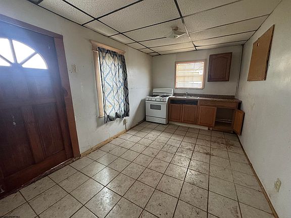 3rd image of 128 McGary Ave