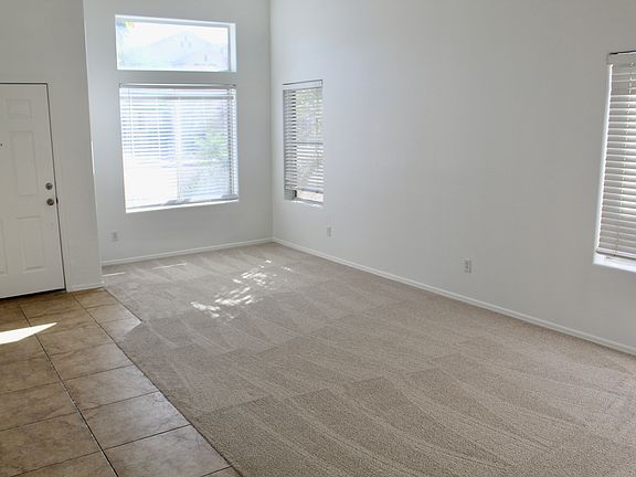 5th image of 2706 W Peggy Dr