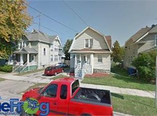 1226 N Main St, Oshkosh, WI 54901