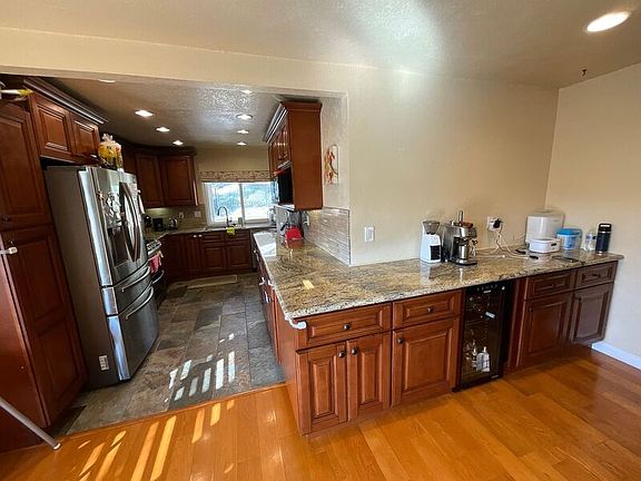 5th image of 25365 Cariz Dr