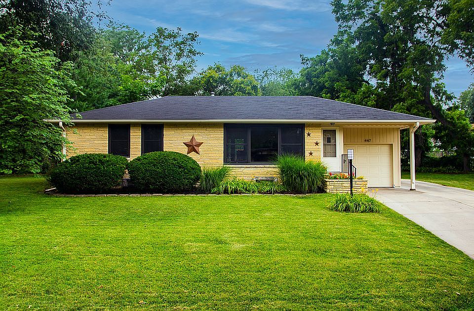 Front view from curb