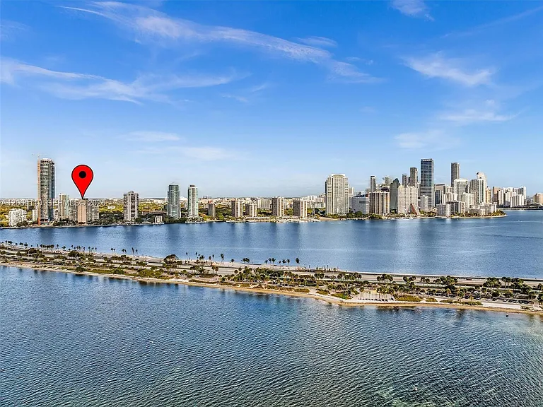 2451 S Brickell Ave #20M — Photo 3