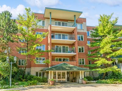 3900 W Bryn Mawr Ave APT 404, Chicago, IL, 60659