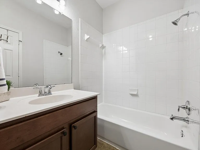 3101 Davis Ln #6903 — Photo 32
