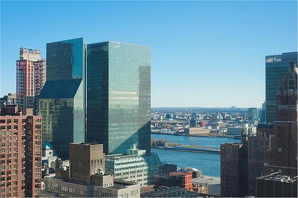 Rented by Douglas Elliman | media 4