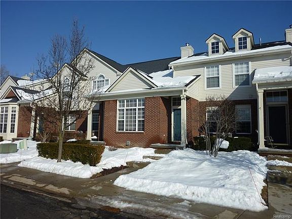 2nd image of 30103 Chantel Dr