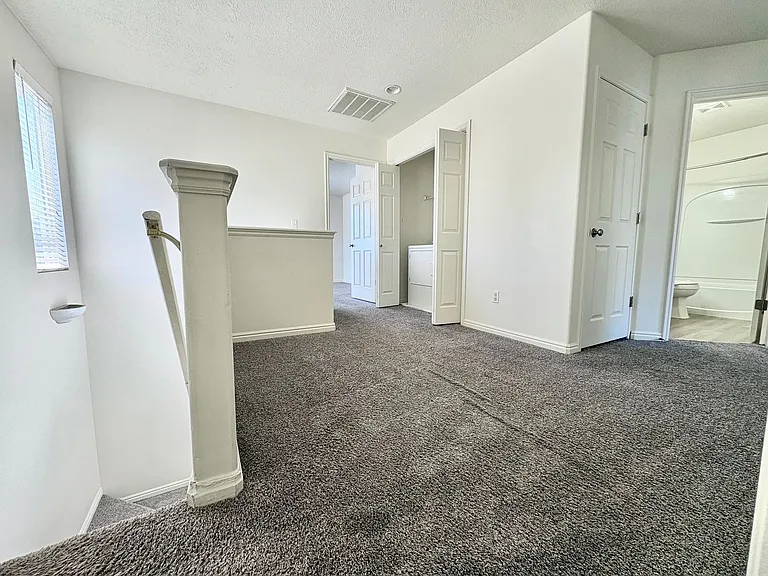1553 W Vivante Way — Photo 8