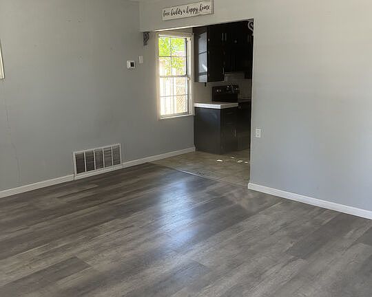4th image of 845 Pine Ave