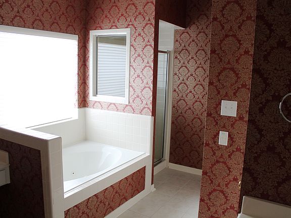 5th image of 926 Almond Pointe